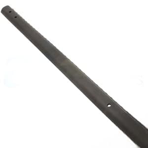 118270A1 - Feeder House; Serrated Slat