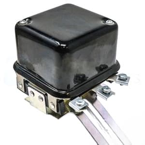 1118791 - Voltage Regulator (12 Volt)