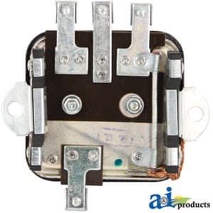 70228365 - Voltage Regulator (6 Volt) - Thumbnail 2