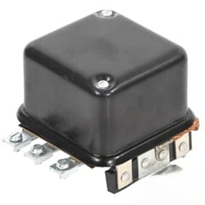 70228365 - Voltage Regulator (6 Volt)