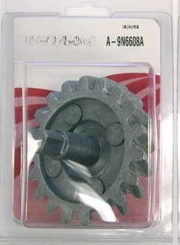 9N6608A - Oil Pump w/ Shaft Gear