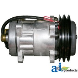 700713317 - Compressor w/ Clutch 	